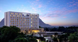 Enjoy Holi at DoubleTree by Hilton Jaipur Amer with a Burst of Captivating Colors