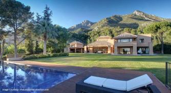 Which are the best luxury vacation rentals in Marbella, Spain?